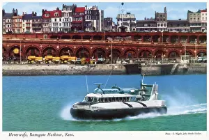 Hovercrafts: Hovercraft, Ramsgate Harbour, Kent
