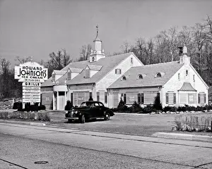 Manpower: Howard Johnson Roadside Restaurant Signs Closed