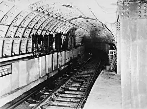 Connects: Hudson Tunnel in New York, 1908