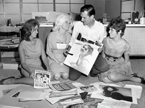Bobbie: Hugh Hefner - playboy - man
