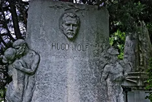 Zentralfriedhof: Hugo Wolf's grave of honor in Vienna's central