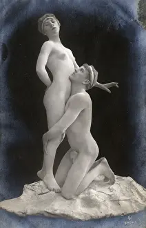 Modesty: Human models pretending to be a marble statue!