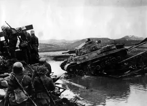 Front Line: Hungarian troops while crossing a river, 1944