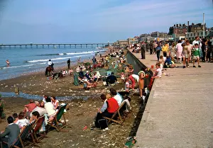 Hunstanton: Hunstanton - South Parade and beach