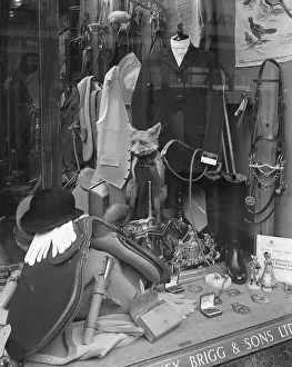 Bugles: HUNTING SHOP/PICCADILLY