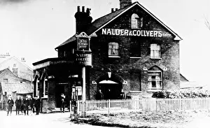 Worcester: Huntsman's Hall Pub, Worcester Park, SW London (Surrey)