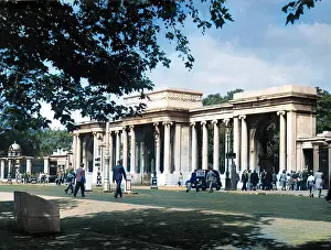 Parl: HYDE PARK CORNER