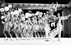 Cabarets: Ice dancers in an ice revue
