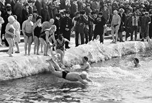 Swimmers: Ice swimming in Moscow
