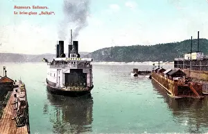Translates: The icebreaker Baikal