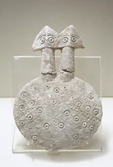 Idol: Idol. Third millennium BC. Water marble. Turkey