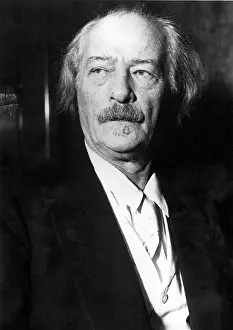 Affected: Ignacy Jan Paderewski