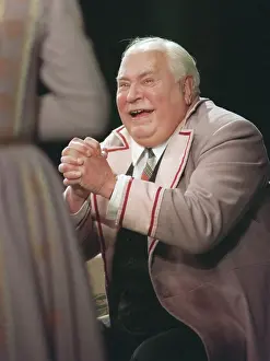 Belinsky: Igor Gorbachev as Sokhov in performance Good things