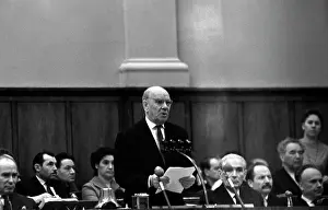 Emanuel: II All-Union Congress of Soviet Artists