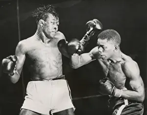 Gavilan: Ike Williams (right) vs. Kid Gavilan in Madison