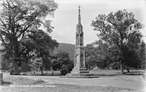 Dovedale: Ilam Cross in Dovedale