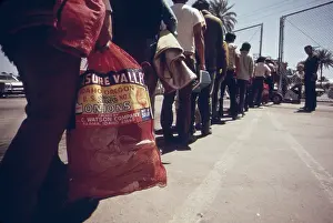 Labors: Illegal Mexican immigrants seeking US farm ?