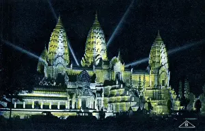 Floodlit: Illuminations - L'Exposition Coloniale Internationale Paris