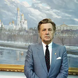 Manege: Ilya Glazunov, 1986
