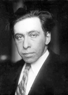 Ehrenburg: Ilya Grigoryevich Ehrenburg, 1927