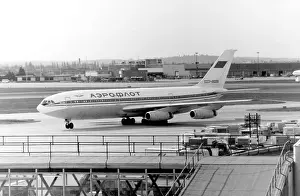 Cyrillic: Ilyushin Il-86 SSSR-86058
