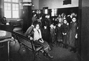 Emmigrant: Immigrants in a detention pen, Ellis Island, ?