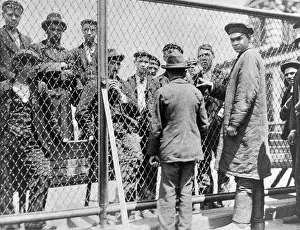 Halftone: Immigration. Failed immigrants awaiting ?