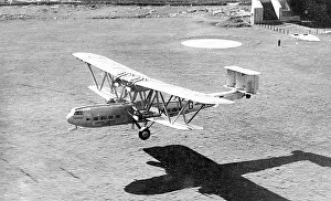Airway: Imperial Airways passenger plane Hadrian