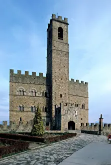 Guidi: The imposing Palazzo Pretorio, formerly