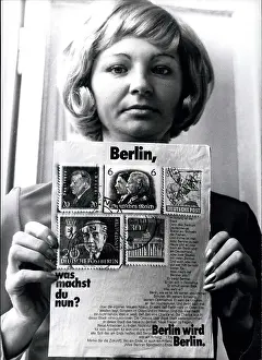 Reminiscent: Inappropriate advertising, reminiscent of wartime, Berlin