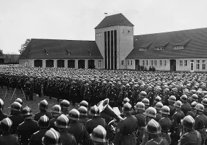 Magdeburg: Inauguration of the Fire Fighting School in Heyrothberge, 19