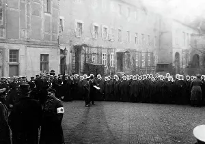 Paramedic: Inauguration of nurses and paramedics, 1915