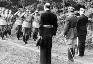 Authorities: Inauguration of a soldiers cemetery at Moirans, 1941