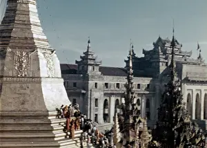Pongyi: Independence Day - Rangoon