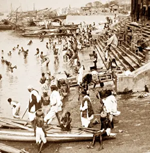 Howrah: India - Calcutta Howrah Bridge early 1900s