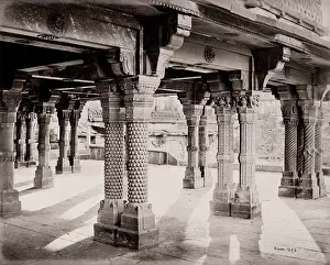 Mahal: India - carved columns, Panch Mahal, Fatehpur Sikri