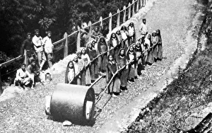 Darjeeling: India - Darjeeling - road making early 1900s