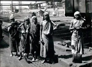 Labouring: India - Nepal - Pakistan