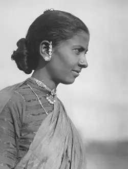Caste: Indian woman, 1935