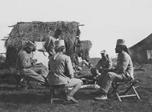 Askaris: Indigent auxiliary soldiers (Askaris), East Africa, WW1