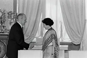 Starting: Indira Gandhi Visiting USSR