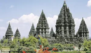 Stupa: INDONESIA. CENTRAL JAVA. Prambanan. Prambanan