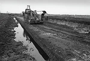 Peat: Industrial peat cutting
