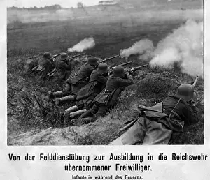 Accepted: Infantry section of the Reichswehr during an exercise, 1
