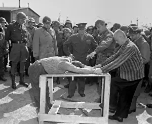 Ohrdruf: Inmates of Ohrdruf concentration camp demonstrate