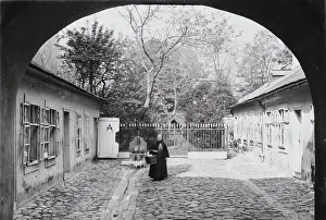 Courtyards: Inner courtyard in Vienna