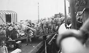 Embarkation: Inniskillings in transit