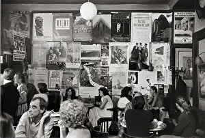 Hawelka: Inside view of Cafe Hawelka