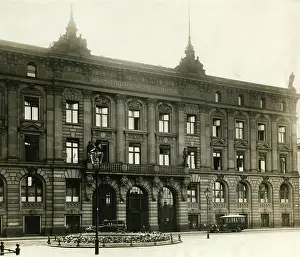 Failure: The insolvent DANAT bank, 1931