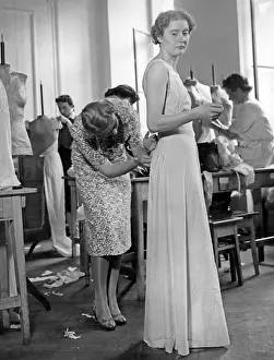 Nettle: Instruction in the German Master School for Fashion in
